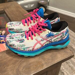 ASICS gel Nimbus 24 Running Shoes White/Pink GLO